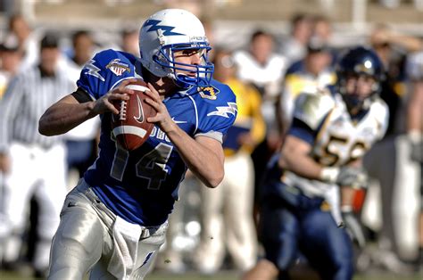 5 Tips to Placing Your First Parlay Bet : Las Vegas 360.